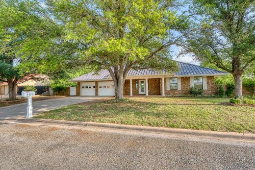405 E Granite St, Llano, TX, 78643-3057 | Card Image
