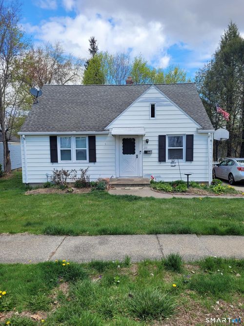 293 N Hoadley St, Naugatuck, CT, 06770-2521 | Card Image