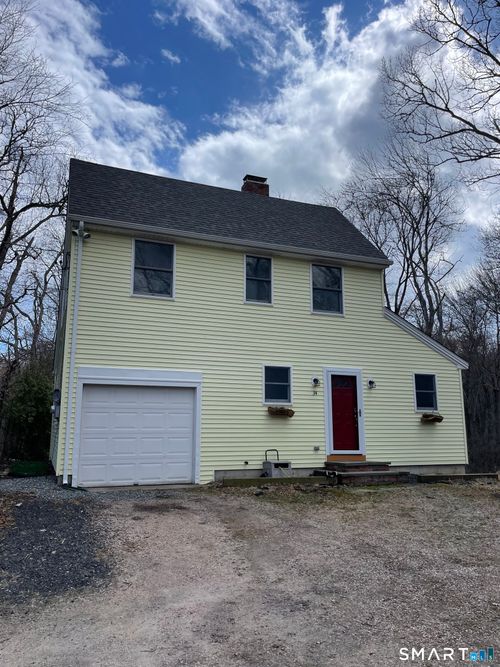 34 Rossi Ave, Pawcatuck, CT, 06379-1327 | Card Image