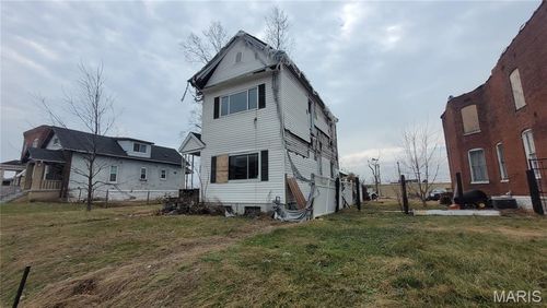 4482 San Francisco Ave, Saint Louis, MO, 63115-2749 | Card Image