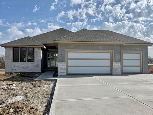 7645 N Booth Ave, Kansas City, MO, 64158-1315 | Card Image