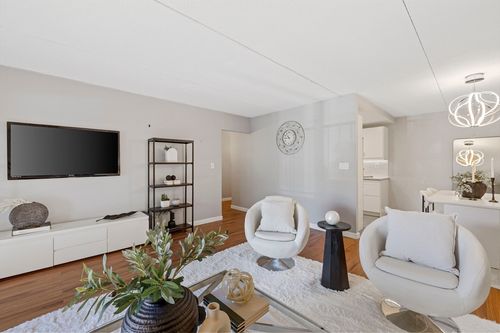 apt-221-50 Broadlawn Park, Chestnut Hill, MA, 02467-3510 | Card Image