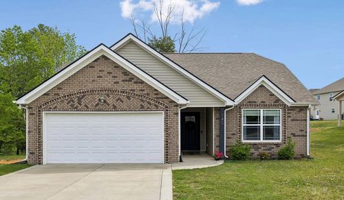 745 Cedar Ln, Springfield, TN, 37172-4201 | Card Image