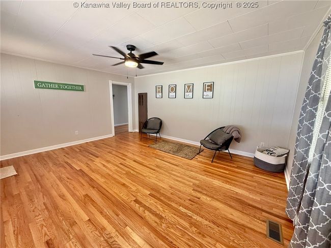 307 2 Nd Ave, House other with 2 bedrooms, 2 bathrooms and null parking in Ripley WV | Image 6
