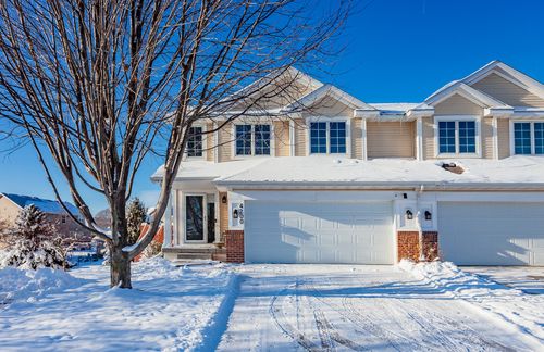 4200 152nd St, Urbandale, IA, 50323-2418 | Card Image