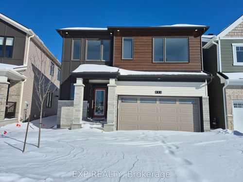 805 Pearly Everlasting Cres, Richmond, ON, K0A2Z0 | Card Image