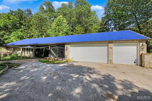 135 Wood Valley Trl, Pacific, MO, 63069-2726 | Card Image