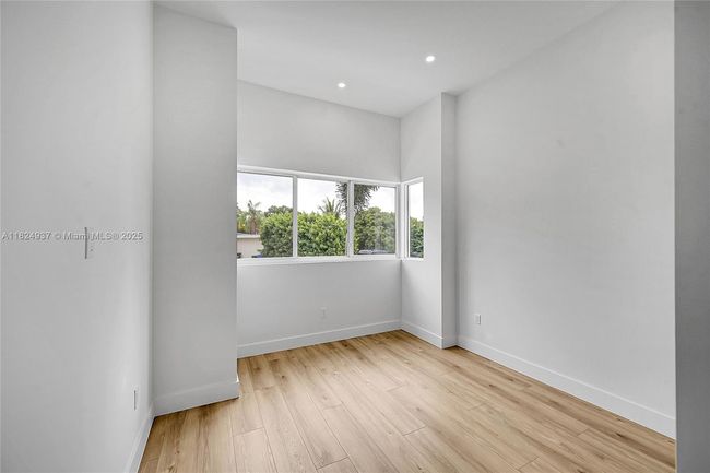 1 - 2931 Sw 12 Th Ave, Home with 3 bedrooms, 2 bathrooms and null parking in Fort Lauderdale FL | Image 15