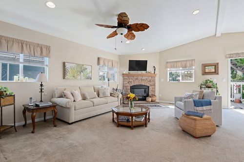 spc-130-945 Ward Dr, Santa Barbara, CA, 93111-2971 | Card Image