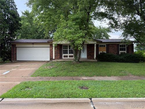 1620 Woodman Drive, Florissant, MO, 63031 | Card Image