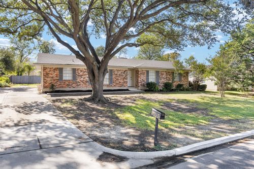 3170 Golfing Green Dr, Farmers Branch, TX, 75234-3778 | Card Image