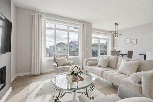 363 Precedence Hill, Cochrane, AB, T4C2T7 | Card Image