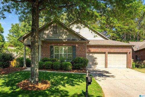 569 Alston Park Dr, Vestavia, AL, 35242-7425 | Card Image