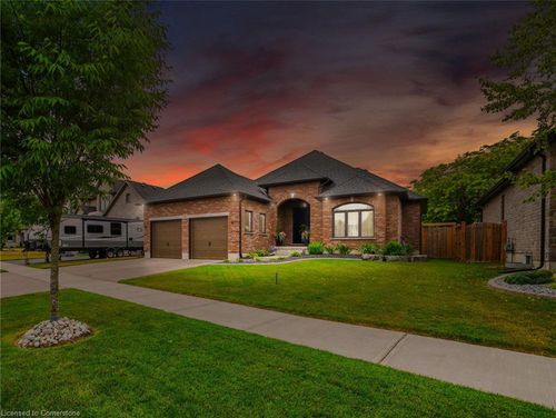 14 Ross Ave N, Simcoe, ON, N3Y0B2 | Card Image