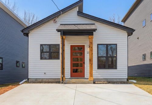 2723 Rainbow Circle, Lynchburg, VA, 24501 | Card Image