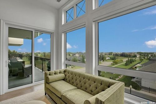 302-408 Cartwright St, Saskatoon, SK, S7T0X1 | Card Image