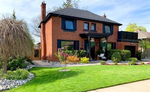 37 Elm St, Brantford, ON, N3R4T8 | Card Image