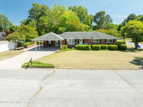 100 E Berkshire Rd, Greenville, NC, 27858-4407 | Card Image