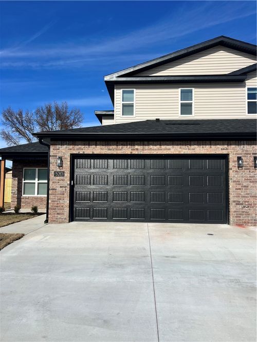 520 Cosmos St, Bentonville, AR, 72713 | Card Image
