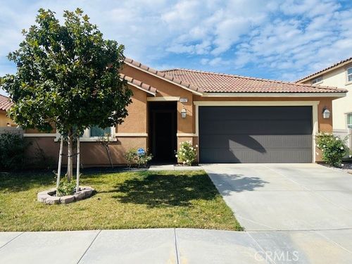 11357 Lexi, Beaumont, CA, 92223 | Card Image