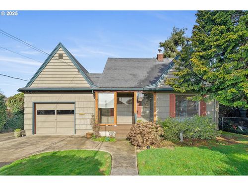 2510 4th St, Tillamook, OR, 97141 | Card Image