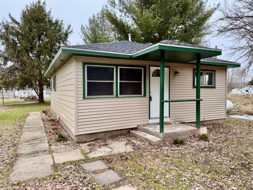 46860 Sycamore Dr, Bangor, MI, 49013-9510 | Card Image