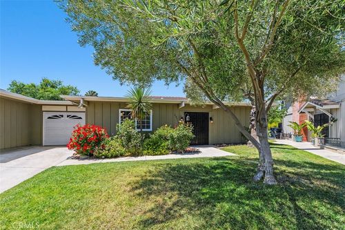 28518 Via Las Flores, Murrieta, CA, 92563-9276 | Card Image