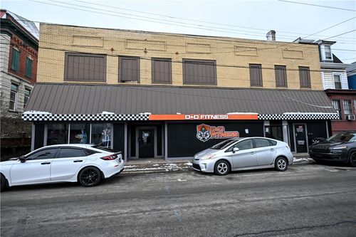 211 Fallowfield Ave, Charleroi, PA, 15022-1404 | Card Image