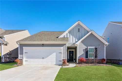 146 Knightsbridge Ln, Winder, GA, 30680-4379 | Card Image