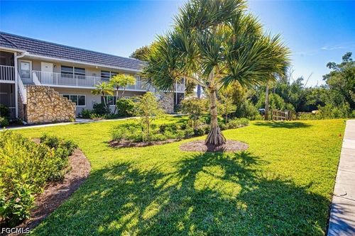 d-7-601 Periwinkle Way, SANIBEL, FL, 33957-3925 | Card Image