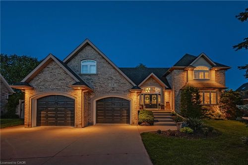 {{alt}} | Card Image