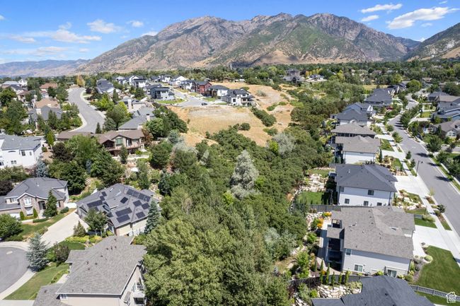 View of property location with nearby suburban area and a mountain backdrop | Image 33
