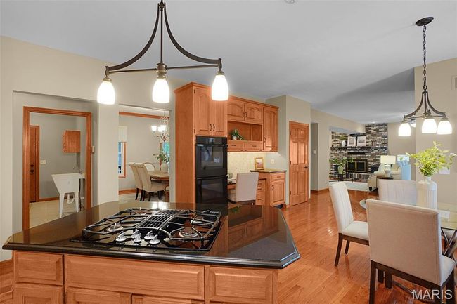 19 Jacks Cabin Dr, House other with 4 bedrooms, 4 bathrooms and null parking in Defiance MO | Image 16