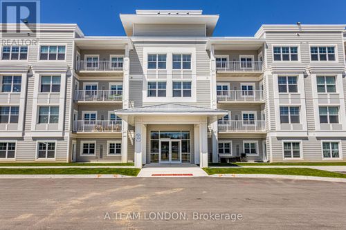 204-100 The Promenade, Port Stanley, ON, N5L0B7 | Card Image