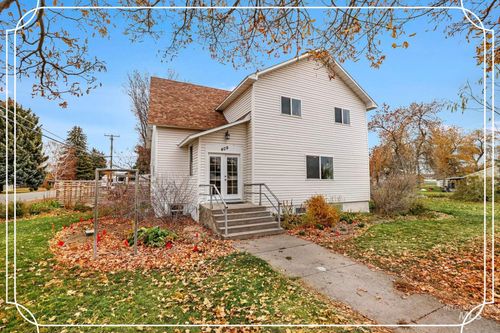 409 1st St E, Hansen, ID, 83334-4917 | Card Image
