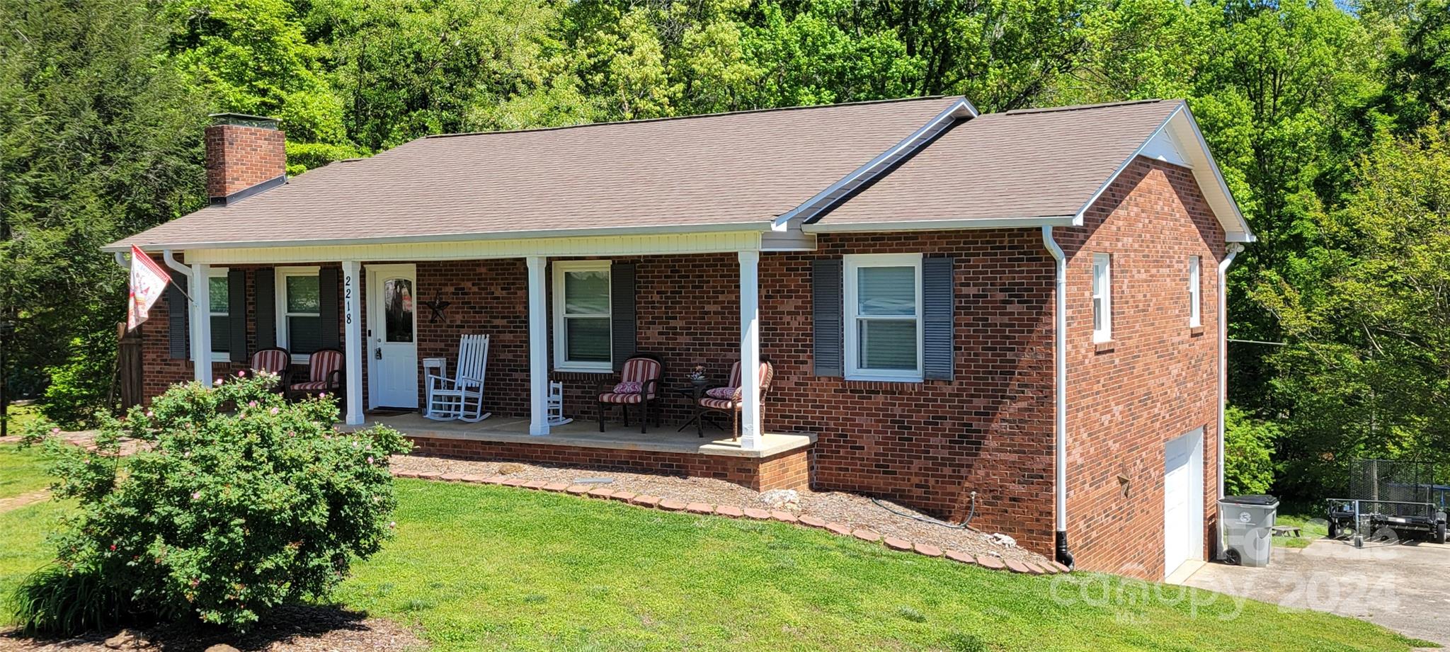 Olde Well Rd, Hudson, NC 28638