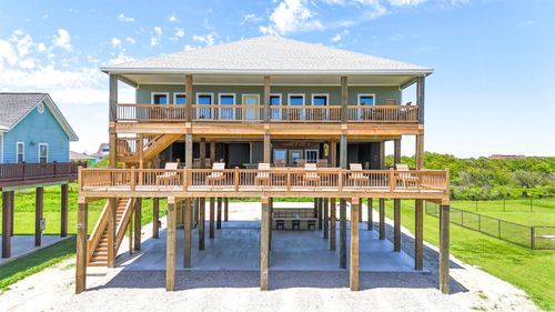 agent-related-to-seller-335 Atkinson, Crystal Beach, TX, 77650 | Card Image
