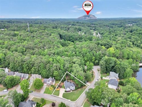 7093 Sweetwater Vly, Stone Mountain, GA, 30087-6304 | Card Image