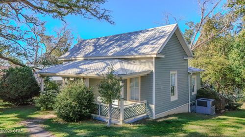 4404 Broad St, Marianna, FL, 32446-3317 | Card Image