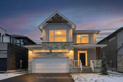 223 Otterbein Road, Kitchener, ON, N2B0A8 | Card Image