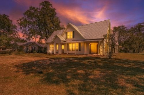 430 W Bell St, Bartlett, TX, 76511-4493 | Card Image