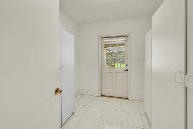 11000 Sw 75 Th Ct, House other with 5 bedrooms, 3 bathrooms and null parking in Pinecrest FL | Image 19