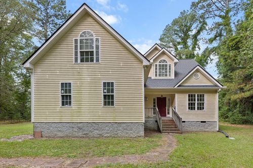 112 Day Ln, Selma, NC, 27576-7619 | Card Image