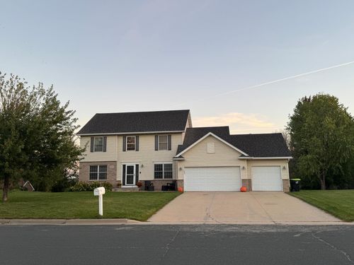 747 Willowmere Dr, Zumbrota, MN, 55992-1298 | Card Image