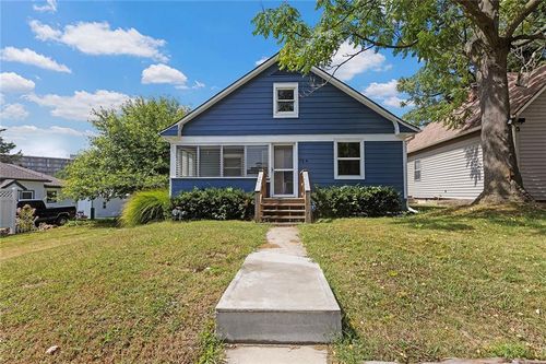 724 N Osage St, Independence, MO, 64050-2740 | Card Image