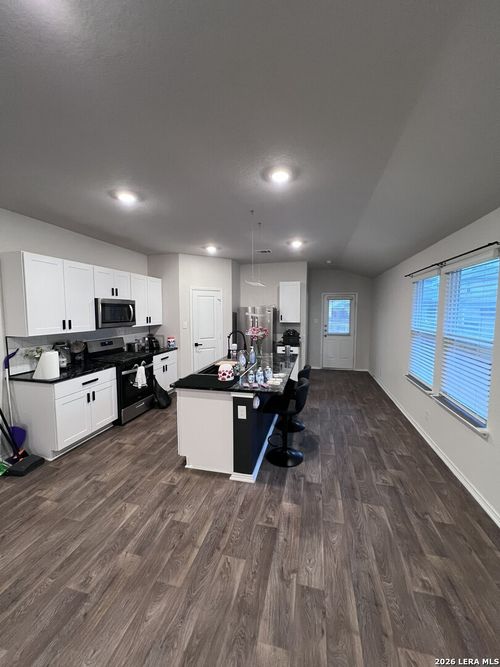 10516 Pomme, San Antonio, TX, 78252 | Card Image