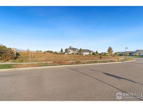 4293 Mountain Shadow Way, Timnath, CO, 80547-2372 | Card Image