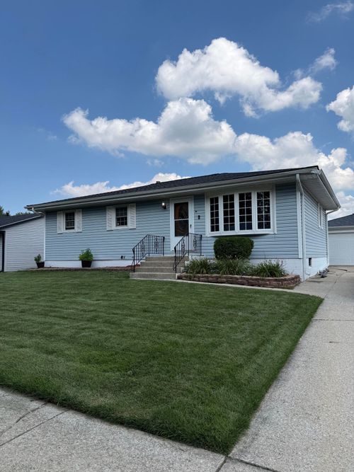 1115 S Colorado St, Hobart, IN, 46342-5821 | Card Image