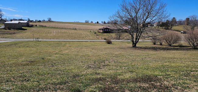141 Clyde Ellis Dr, House other with 3 bedrooms, 2 bathrooms and null parking in Pennington Gap VA | Image 23