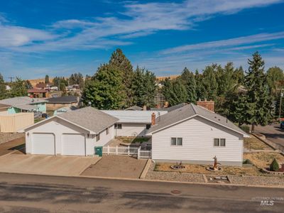 512 Hogan Street, House other with 4 bedrooms, 3 bathrooms and 4 parking in CottonWood ID | Image 2